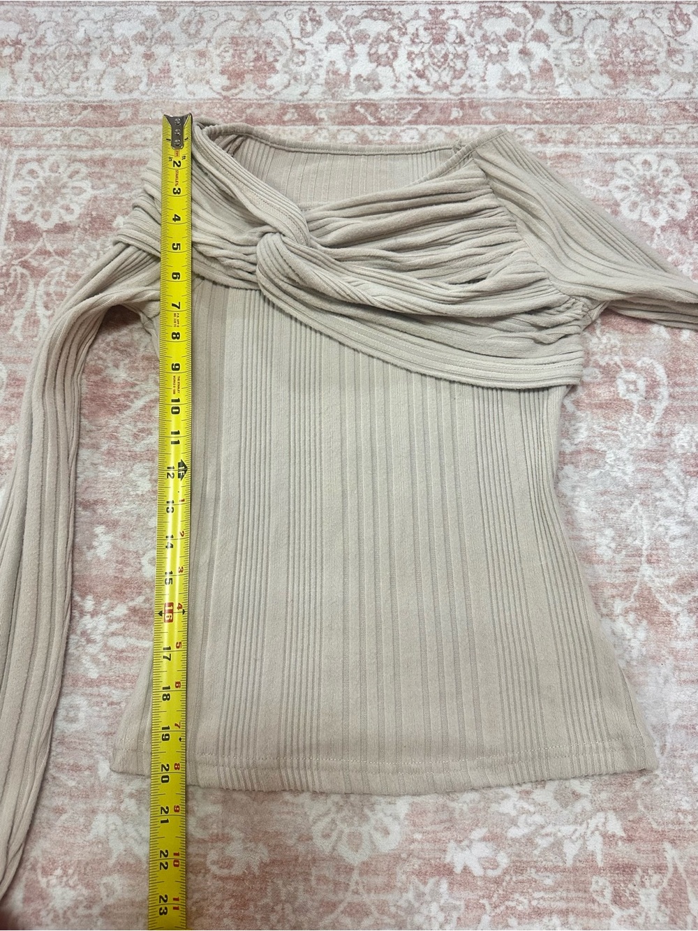 Commense 🤍 Off Shoulder Knot Long Sleeve Top - Picture 9 of 10